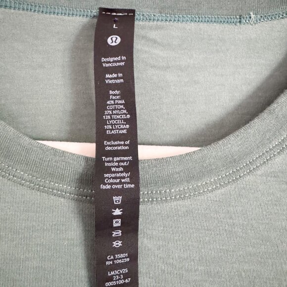 lululemon athletica Green and Gray Short Sleeve Tees - Picture 2 of 5